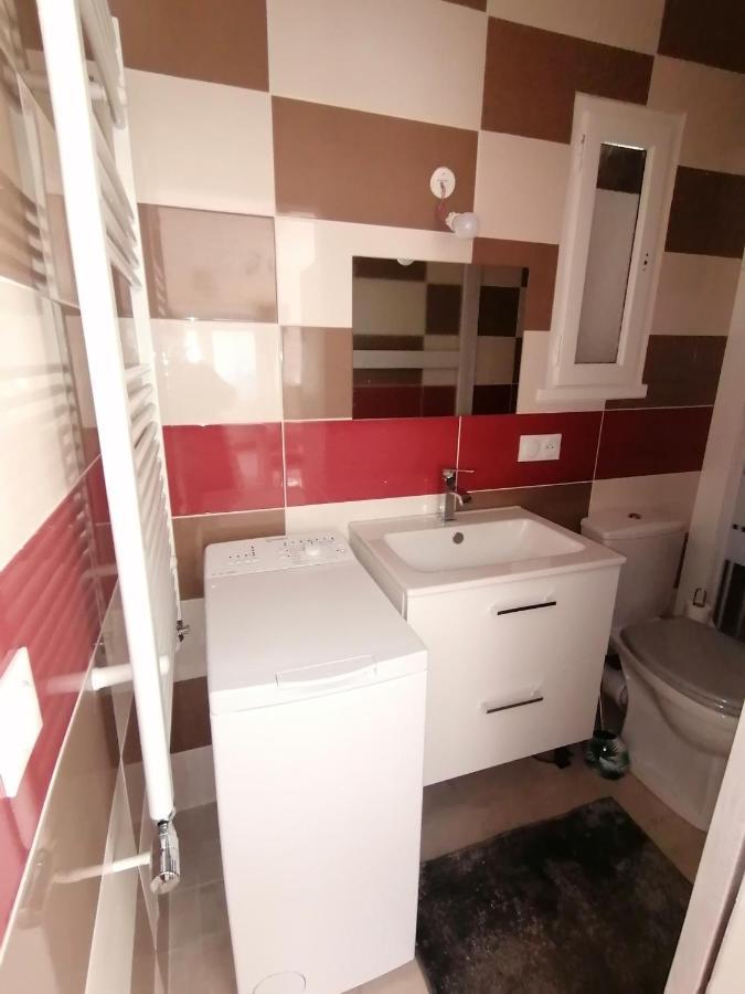 La Basse-Cour Apartment Vic-sur-Cère Екстериор снимка